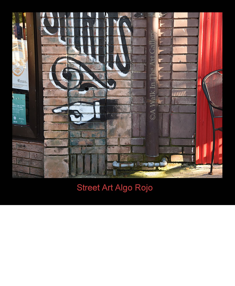 Street Art Algo Rojo
